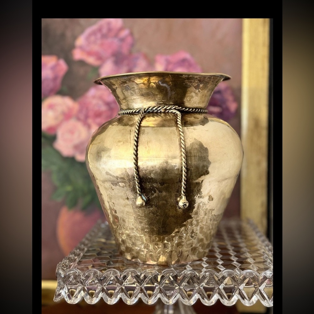 Vtg Hammered Polished Brass Planter Vase Rope Detail Mid Century Modern Tassles